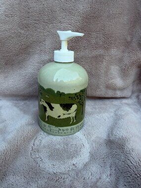 VTG Otagiri Bess & Me Carol Endres Cow Soap Pump